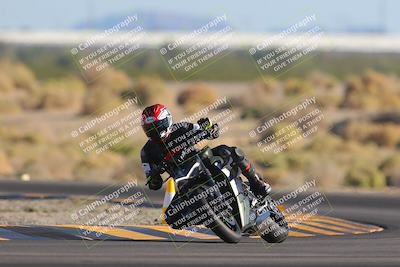 media/Nov-06-2023-Moto Forza (Mon) [[ce023d0744]]/3-Intermediate Group/Session 5 (Turn 4)/